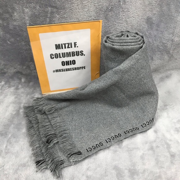 GUCCI WOOL SCARF EXCELLENT CONDITION - Picture 2 of 6